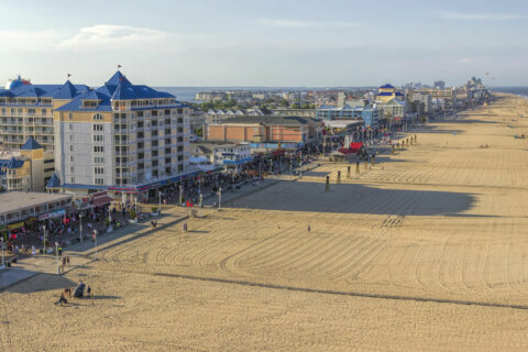 Will you be required to wear a mask at the beach? An update on beach mask policies