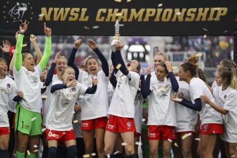 NWSL reaches new collective bargaining agreement that adds more money for players, ends draft