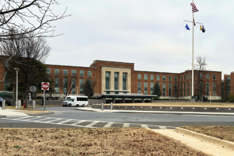 Businesses eager, workers concerned about traffic as FDA employees set to return next week