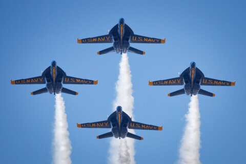 Blue Angels take to the skies for Naval Academy commissioning week