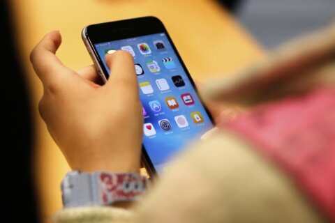 Chinese hackers and user lapses turn smartphones into a ‘mobile security crisis’